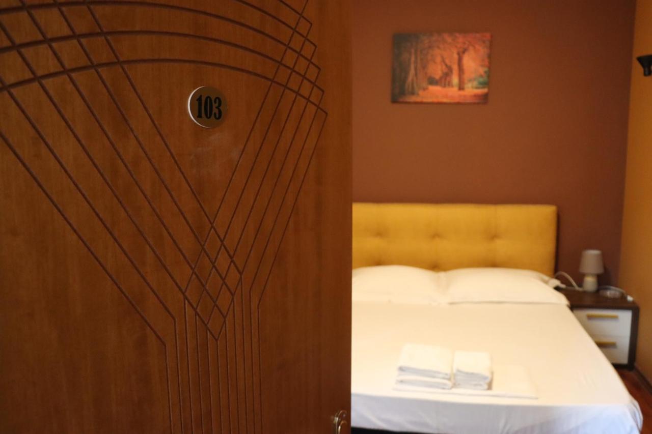 Hotel Ceka Durrës 외부 사진